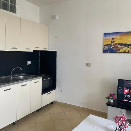 Geen House 아파트 Vlorë