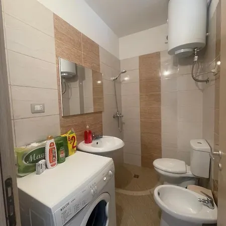 Geen House Vlorë