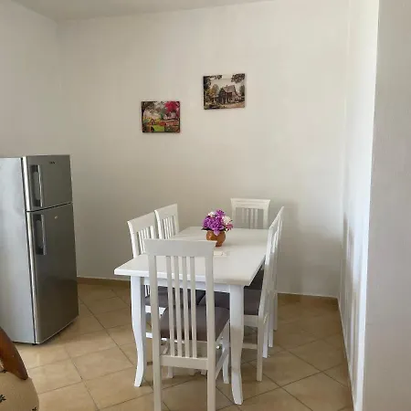 Geen House 아파트 Vlorë